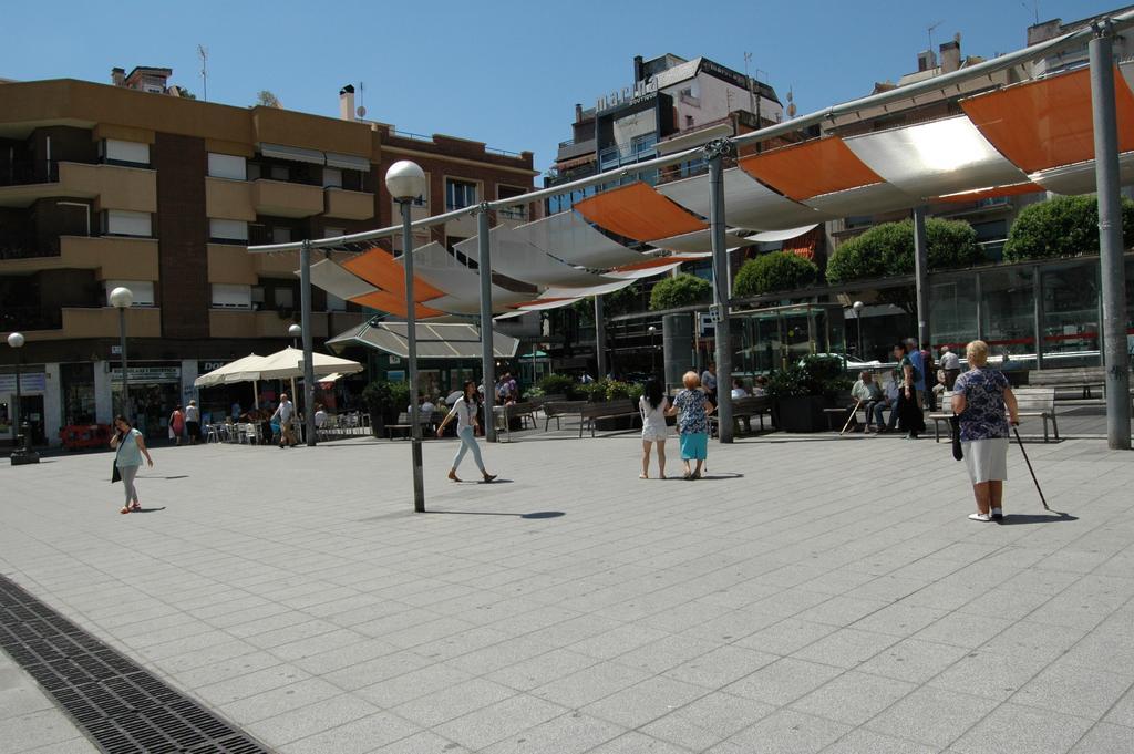 Bcn4Days Apartments L'Hospitalet de Llobregat Luaran gambar