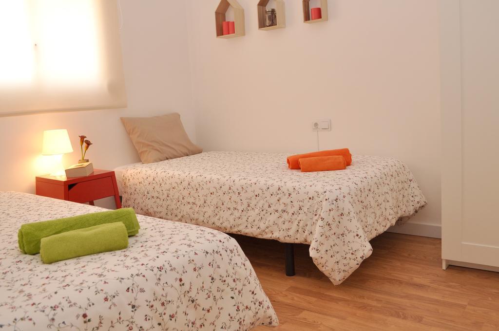 Bcn4Days Apartments L'Hospitalet de Llobregat Luaran gambar